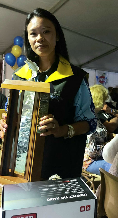 Rona with her trophy from Carnar-Fin 2022